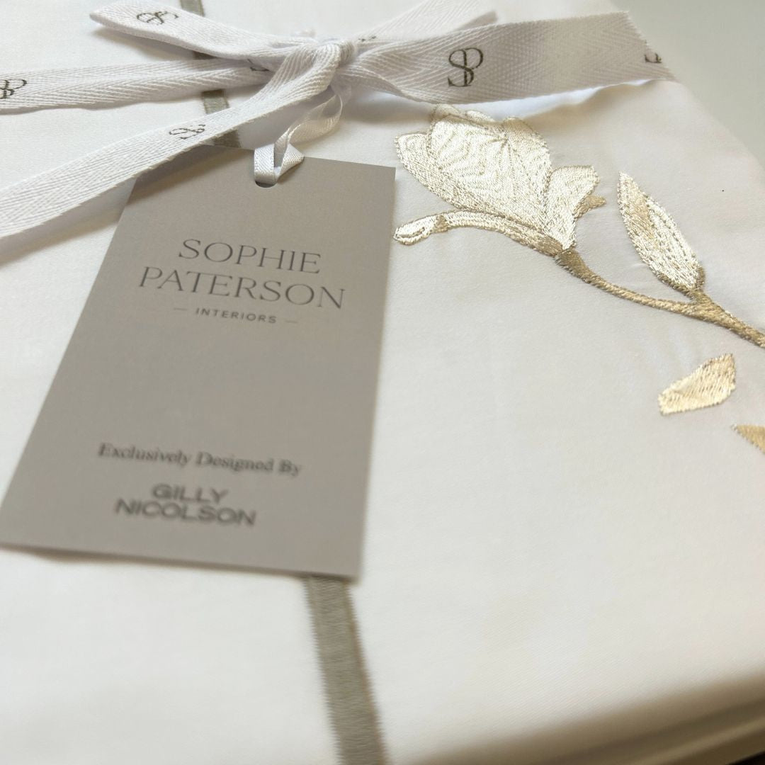 Sophie Paterson and Gilly Nicolson Magnolia Bloom