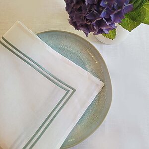 linen-napkins-with-with-corded-stitch