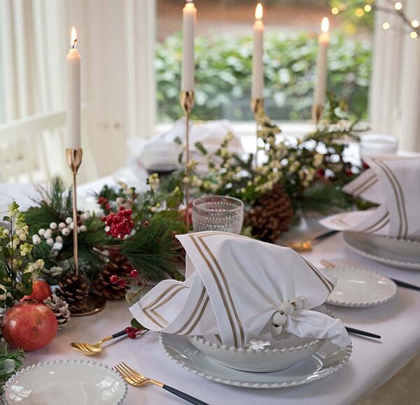 table-linen-gillt-nicolson-christmas-table-setting