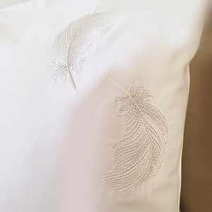 feather-bed-linen-white-gilly-nicolson4
