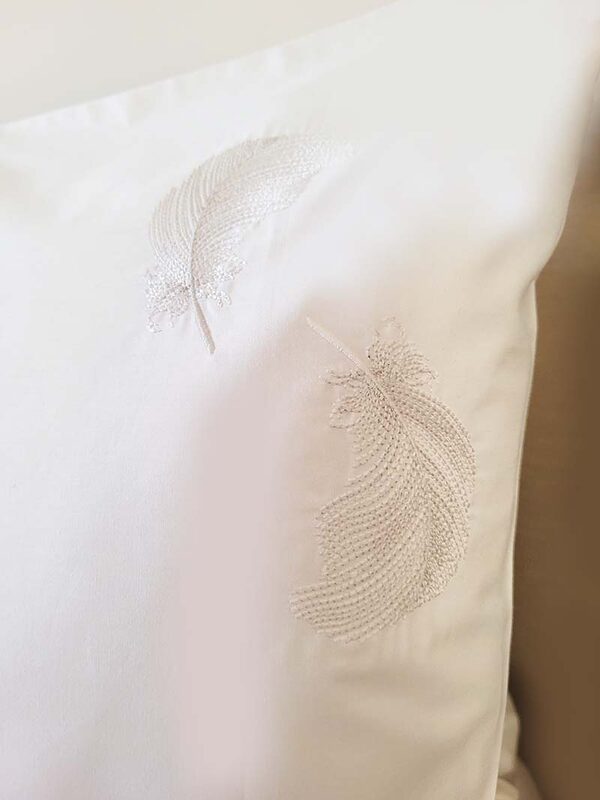 feather-bed-linen-white-gilly-nicolson4