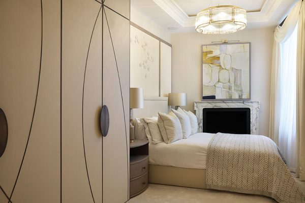 gilly nicolson luxury bedroom with bespoke bed linen