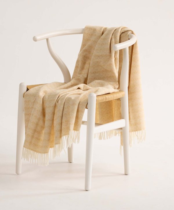 gilly nicolson merino wool throw in dune colour